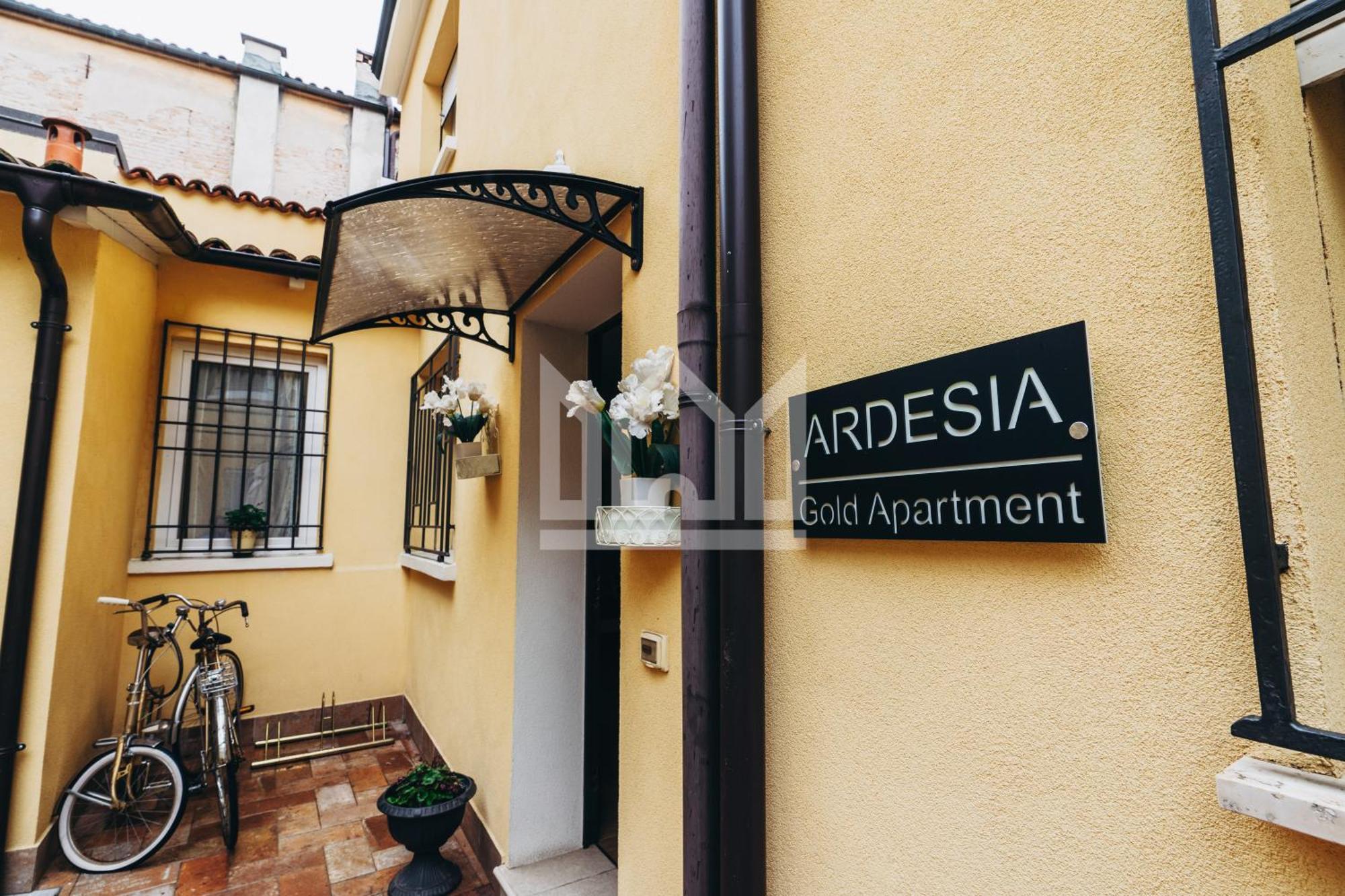 Gold Apartment Ferrara Zewnętrze zdjęcie